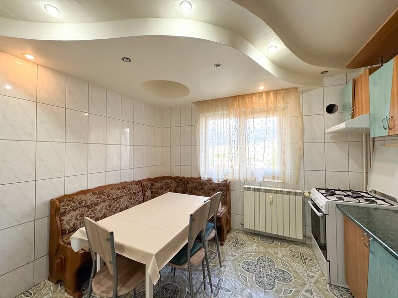 Vitan apartament 3 camere de inchiriat